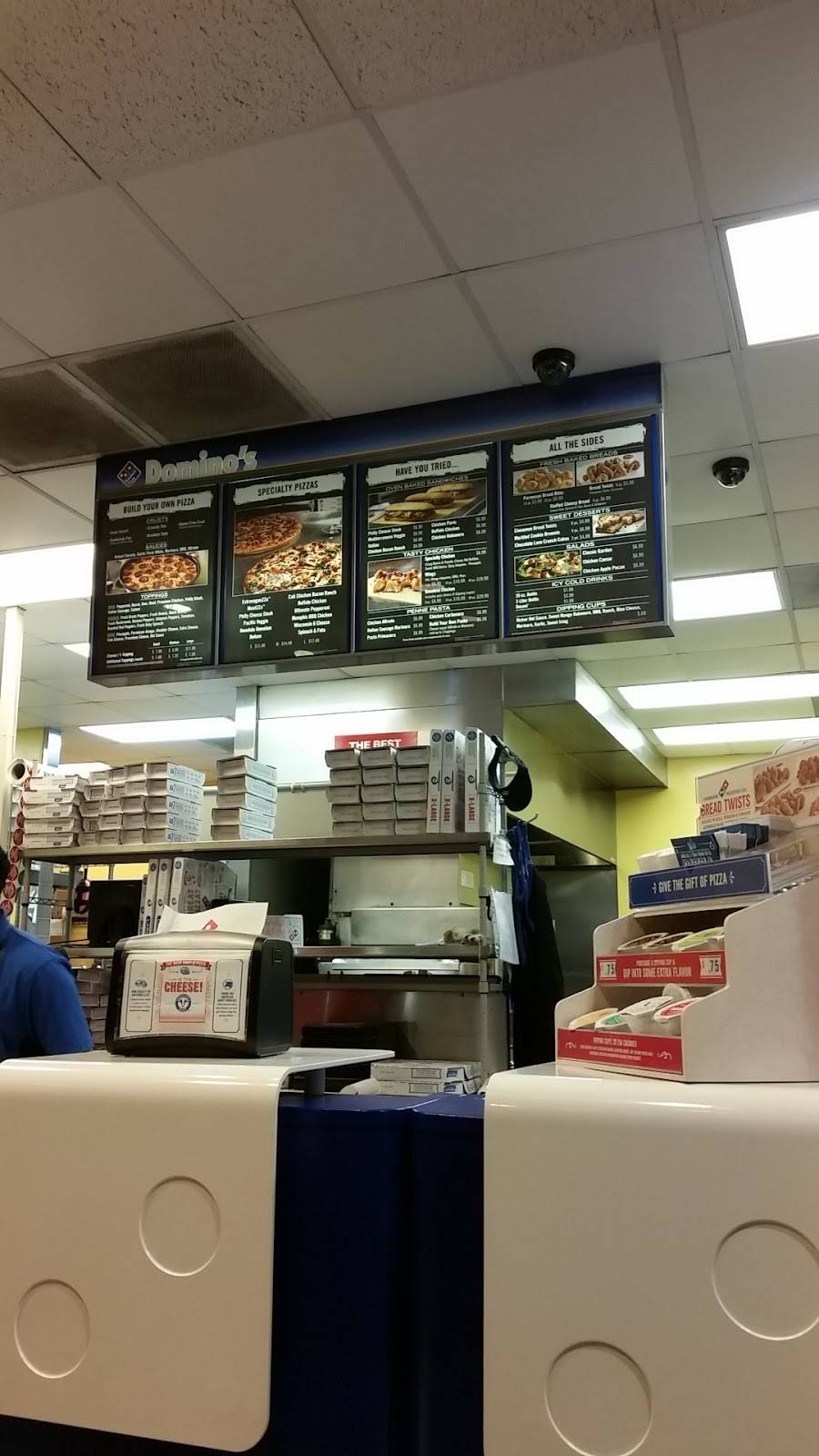 Dominos Pizza | meal delivery | 2304 W Shaw Ave Ste 101, Fresno, CA 93711, USA | 5592291515 OR +1 559-229-1515