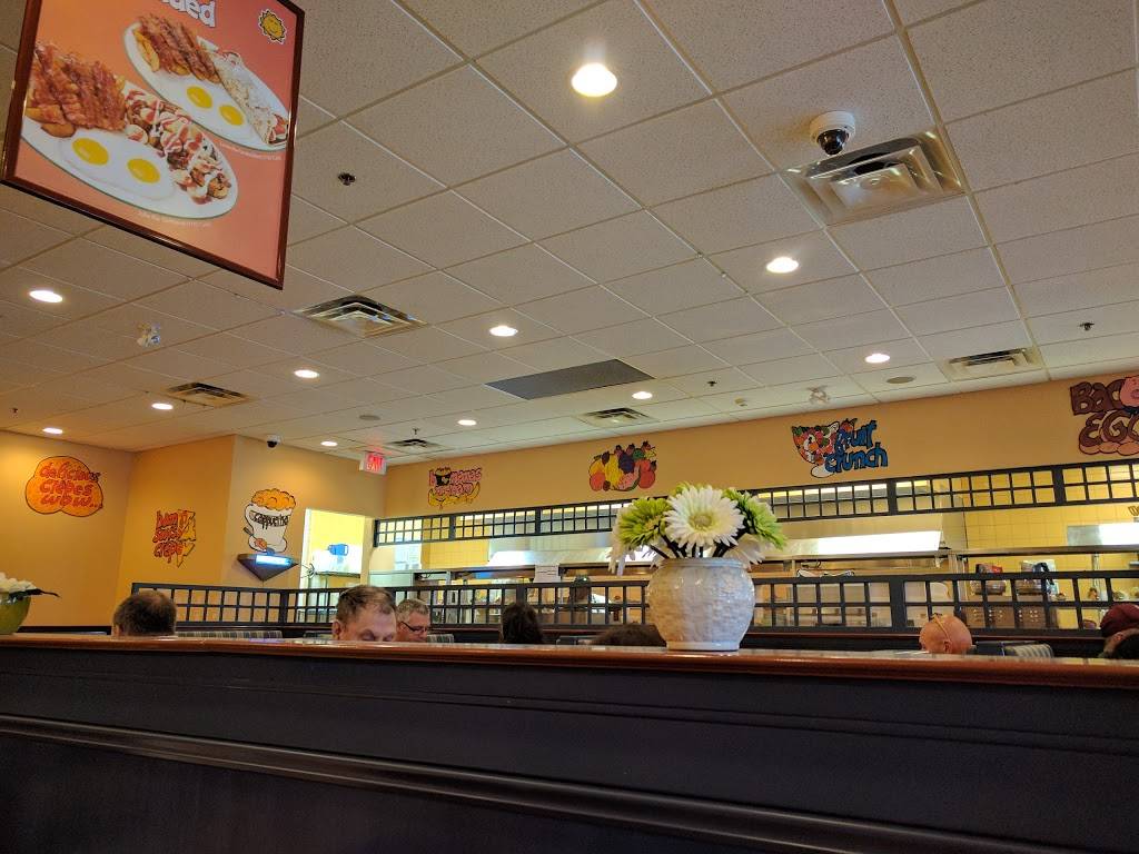 Cora | restaurant | 150 Taunton Rd W E6, Whitby, ON L1R 3H8, Canada | 9056555061 OR +1 905-655-5061
