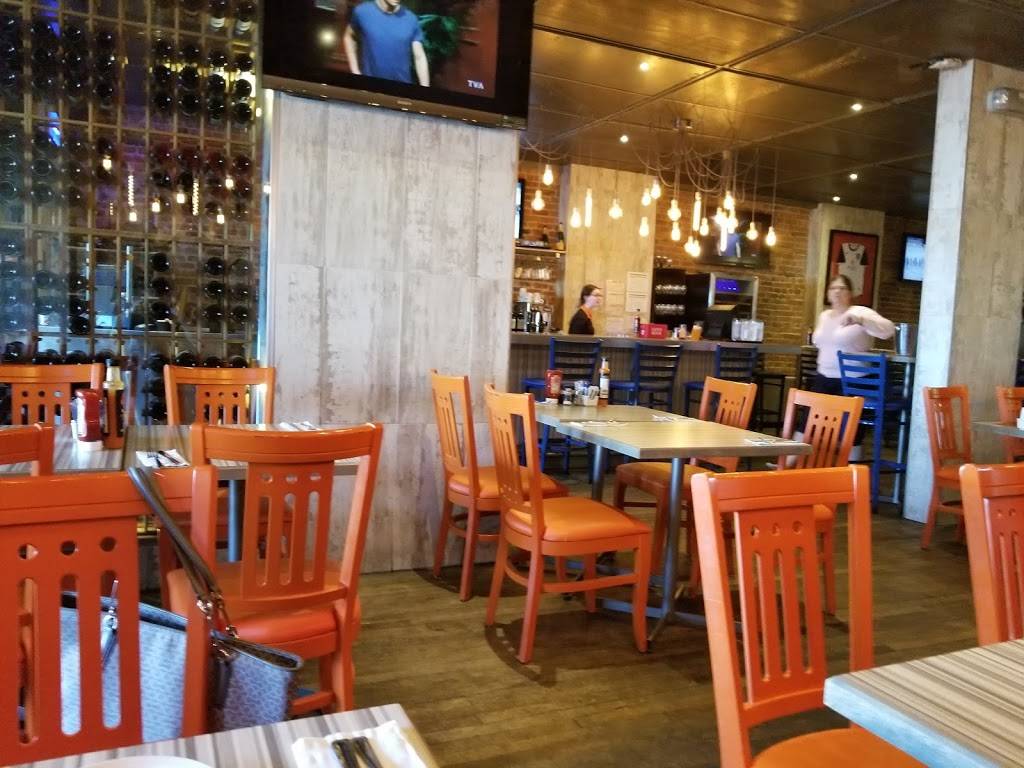 Restaurant Bastos 242 Rue Richelieu, SaintJeansurRichelieu, QC J3B