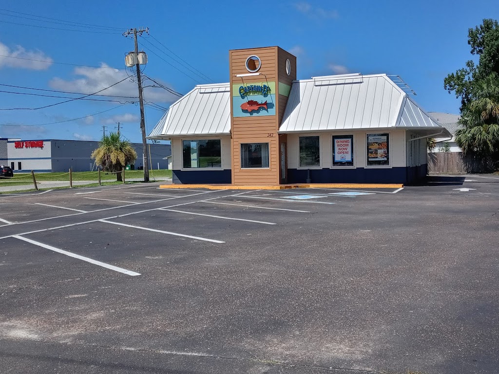 Captain Ds | restaurant | 242 S Tyndall Pkwy, Panama City, FL 32404, USA | 8507695627 OR +1 850-769-5627