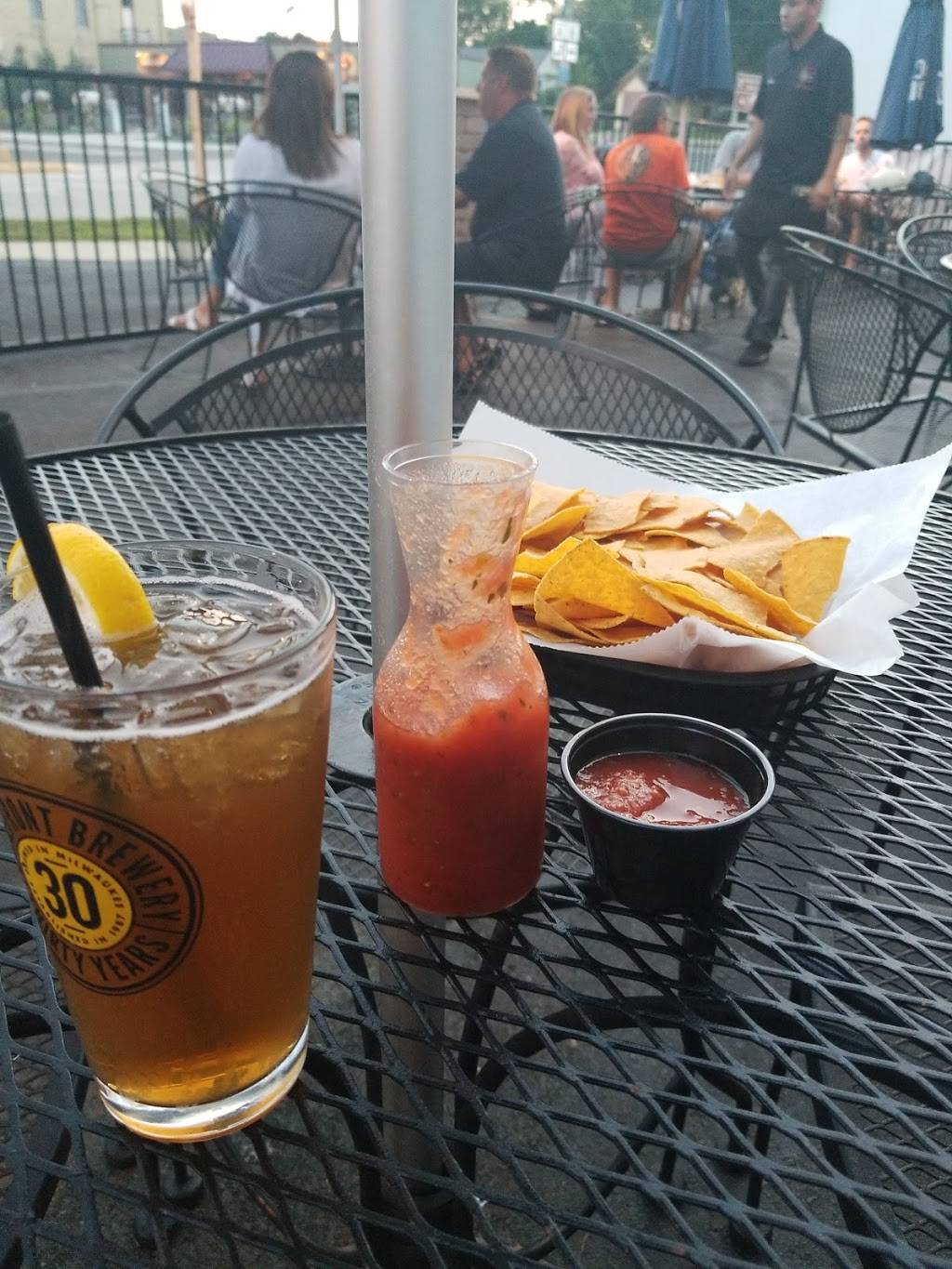 El Mariachi | restaurant | 102 E Madison St, Lake Mills, WI 53551, USA | 9206482985 OR +1 920-648-2985