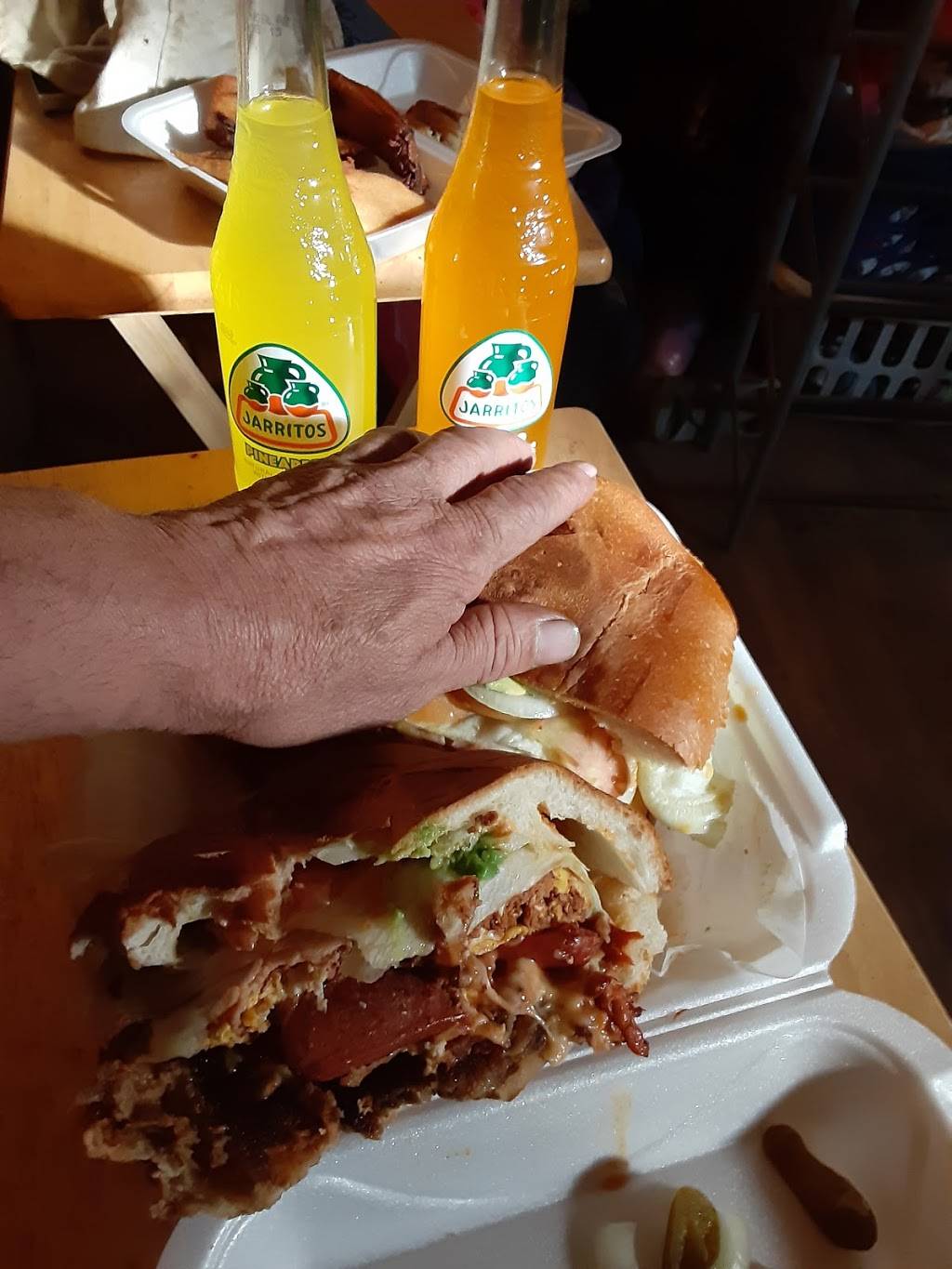 Taqueria Habana | restaurant | 121 E Pine St, Warrensburg, MO 64093, USA | 6603620660 OR +1 660-362-0660