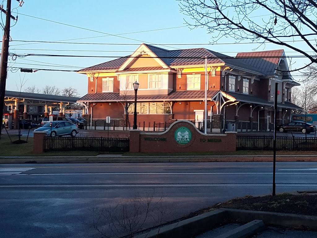 Wawa | cafe | 435 E Baltimore Ave, Media, PA 19063, USA | 4844454489 OR +1 484-445-4489