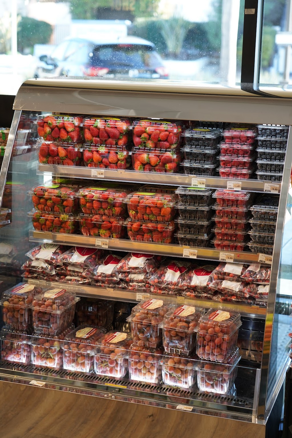 Valley Farm Market La Jolla | restaurant | 6902 La Jolla Blvd, La Jolla, CA 92037, USA | 8589990358 OR +1 858-999-0358