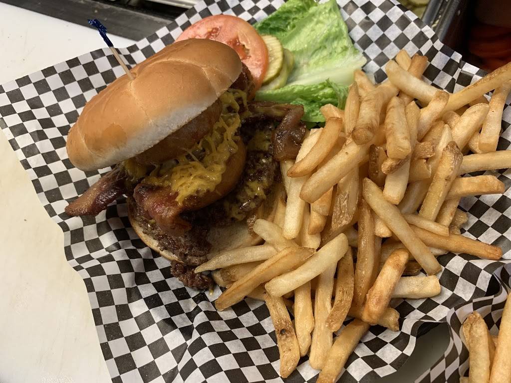 The 87 Diner | restaurant | 19510 Steven Kole Ct, Boonville, MO 65233, USA | 6606722014 OR +1 660-672-2014
