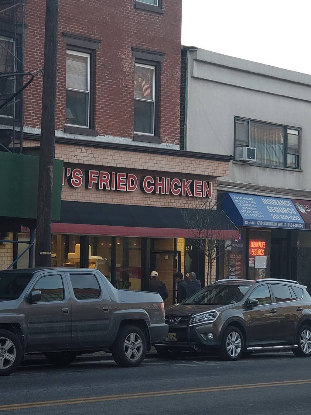 Johns Fried Chicken | restaurant | 521 32nd St, Union City, NJ 07087, USA | 2013309200 OR +1 201-330-9200