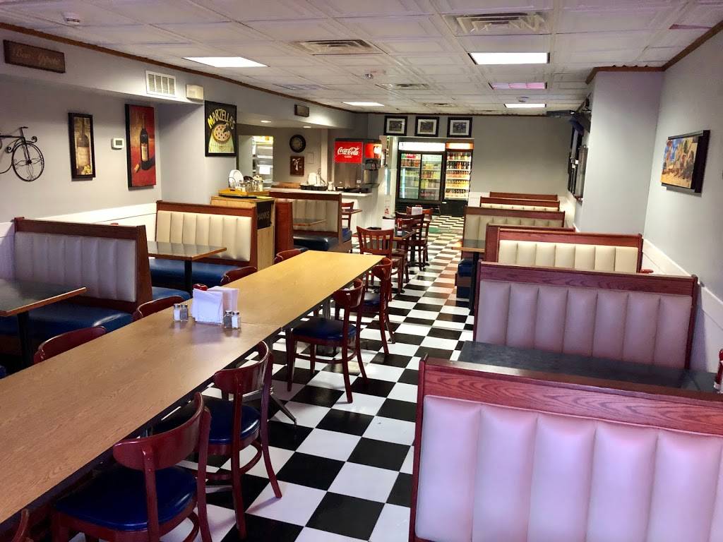 Marzellas Pizza | restaurant | 488 E Main St, Collegeville, PA 19426, USA | 6104894946 OR +1 610-489-4946