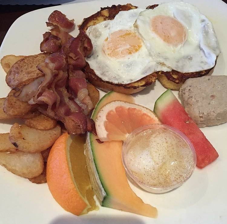Coco D Or Restaurant 1 Rue Joseph Carrier Vaudreuil Dorion Qc J7v 5v5 Canada