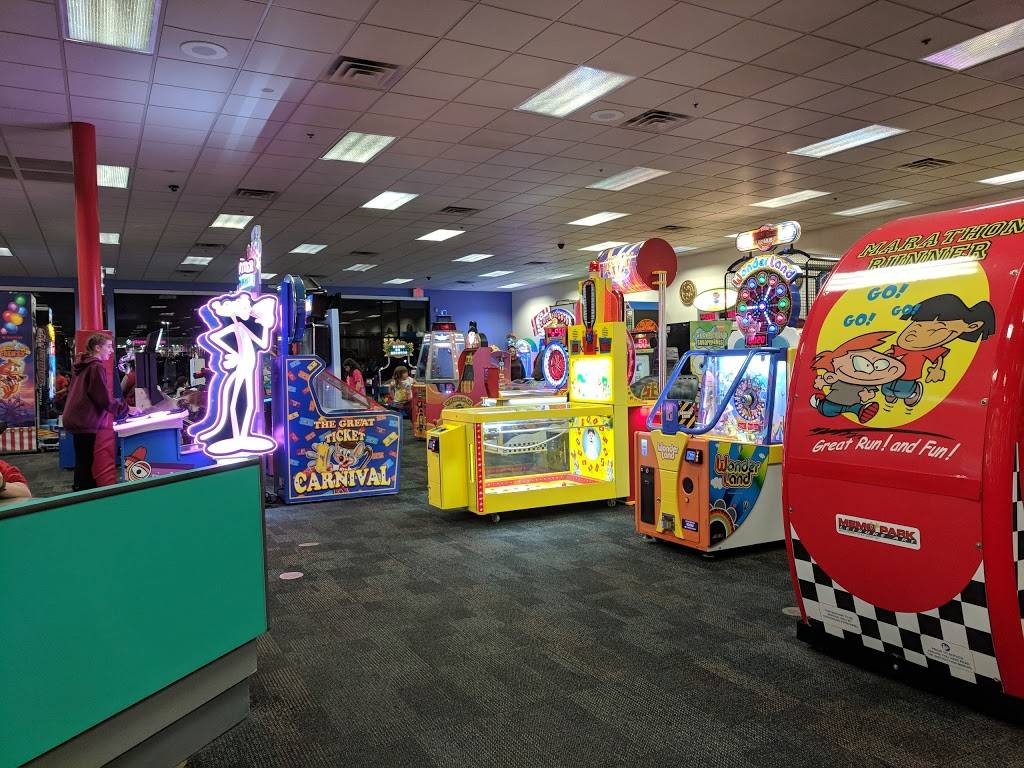 Chuck E. Cheese's | 200 Roosevelt Rd, Villa Park, IL 60181, USA