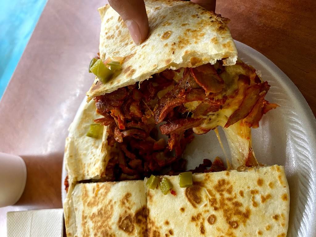 Taqueria el fogon | restaurant | 2604 N Arkansas, Wichita, KS 67204, USA | 3162089217 OR +1 316-208-9217