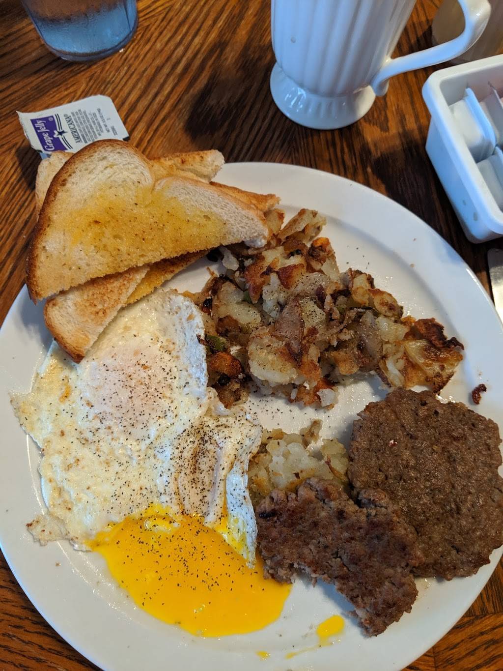 JJs On Georgia | restaurant | 313 Georgia St, Louisiana, MO 63353, USA | 5737542054 OR +1 573-754-2054