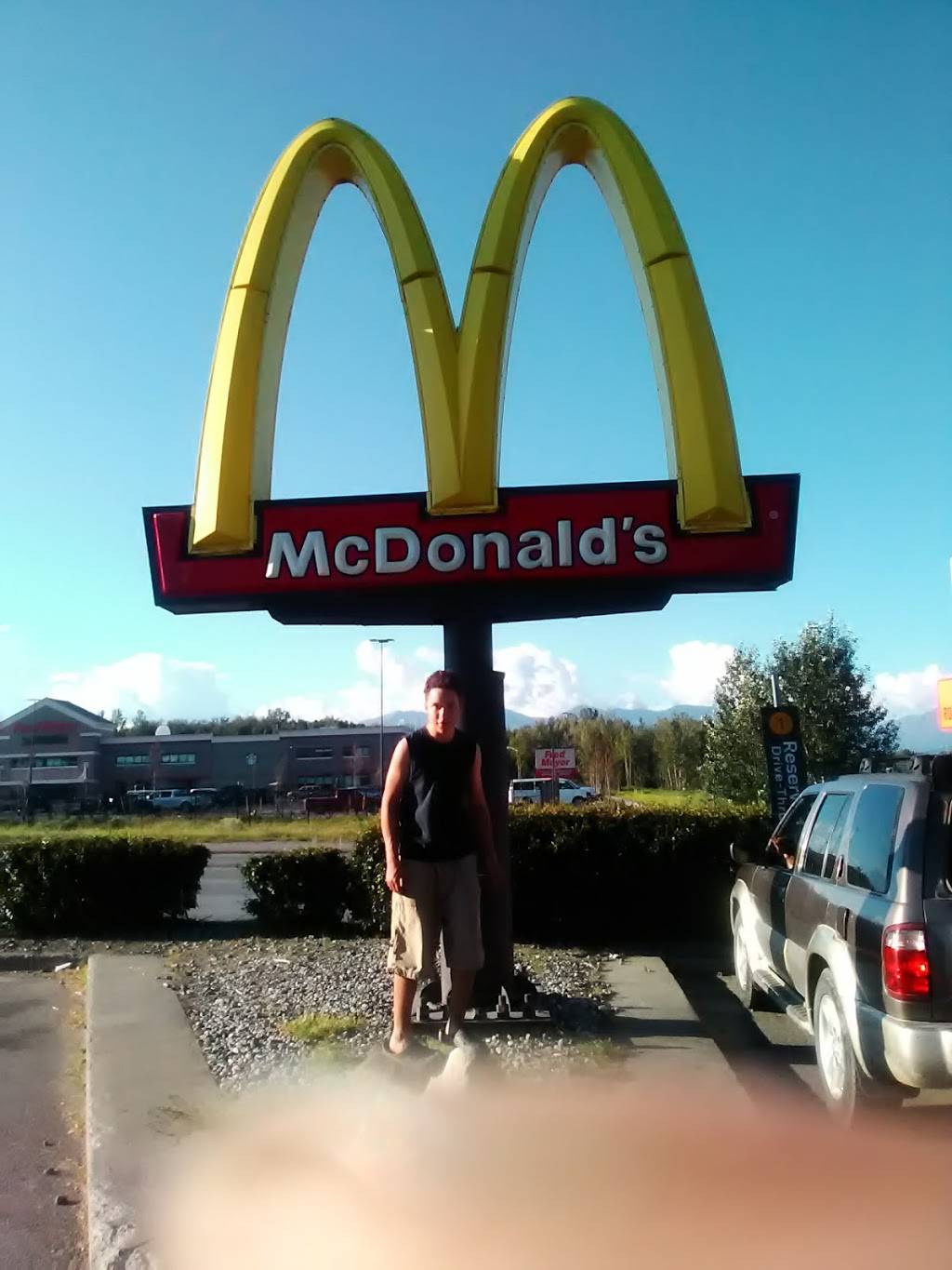 McDonalds | cafe | 600 Daron Dr, Palmer, AK 99645, USA | 9077460335 OR +1 907-746-0335
