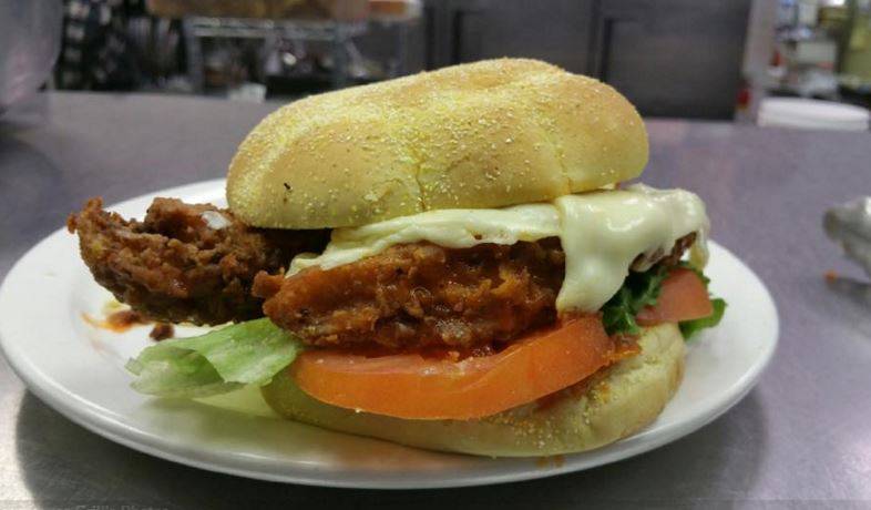 COURTHOUSE GRILL | restaurant | 250 1st Street, Hillsboro, MO 63050, USA | 6367894442 OR +1 636-789-4442