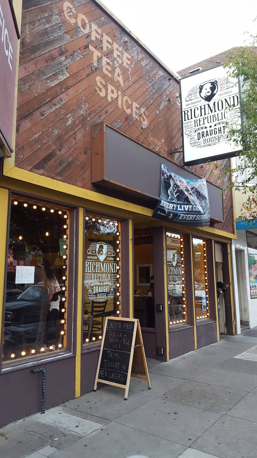 Richmond Republic Draught House | restaurant | 642 Clement St, San Francisco, CA 94118, USA | 4157026069 OR +1 415-702-6069