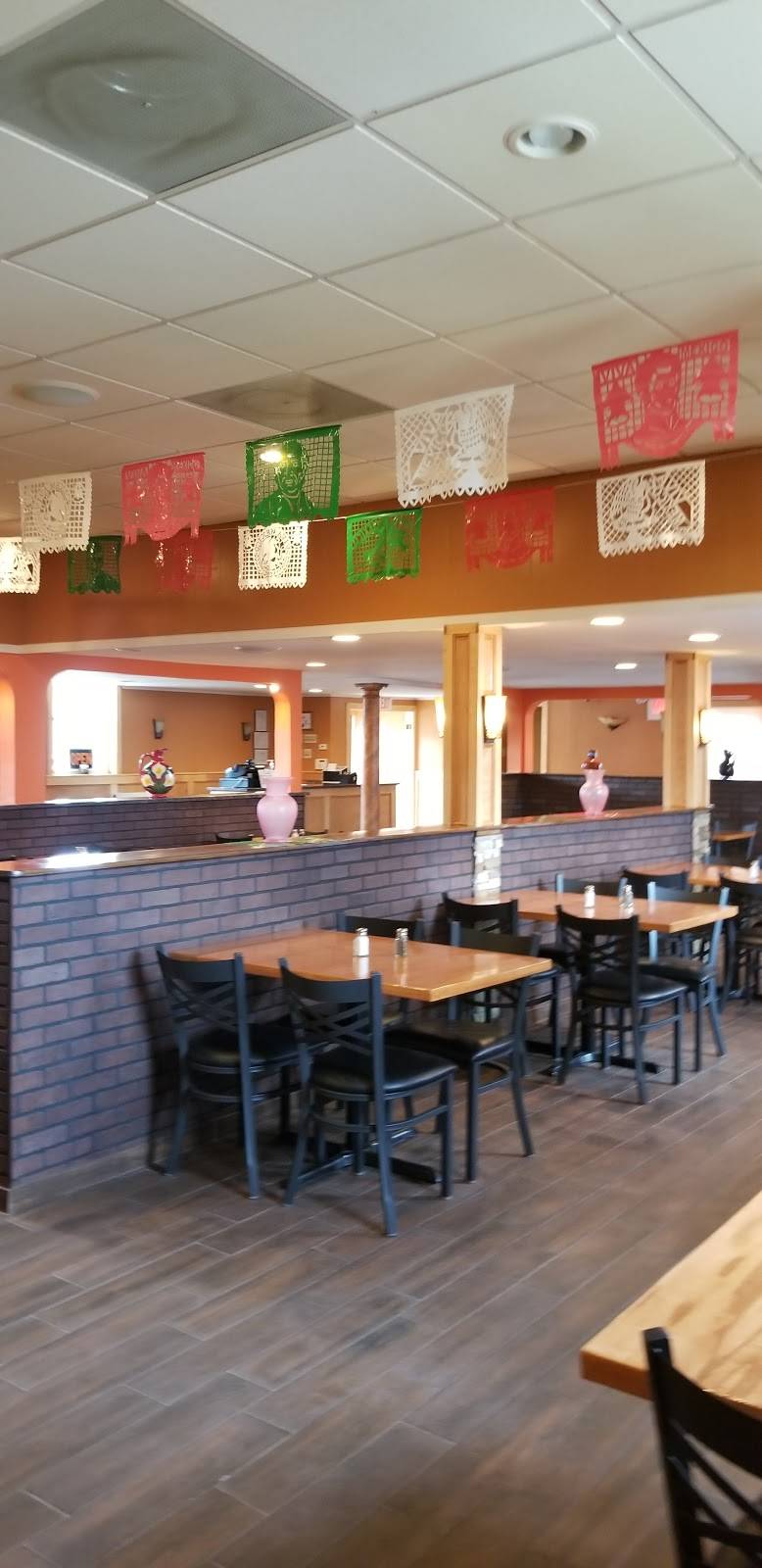 El Mariachi | restaurant | 789 N Locust St, Hazleton, PA 18201, USA | 5704590300 OR +1 570-459-0300