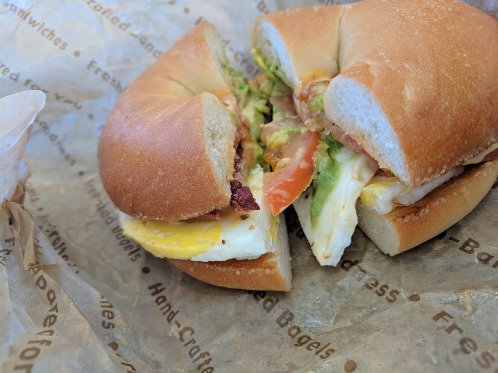 Noahs Bagels | cafe | 25910 The Old Rd C1, Valencia, CA 91381, USA | 6612549474 OR +1 661-254-9474