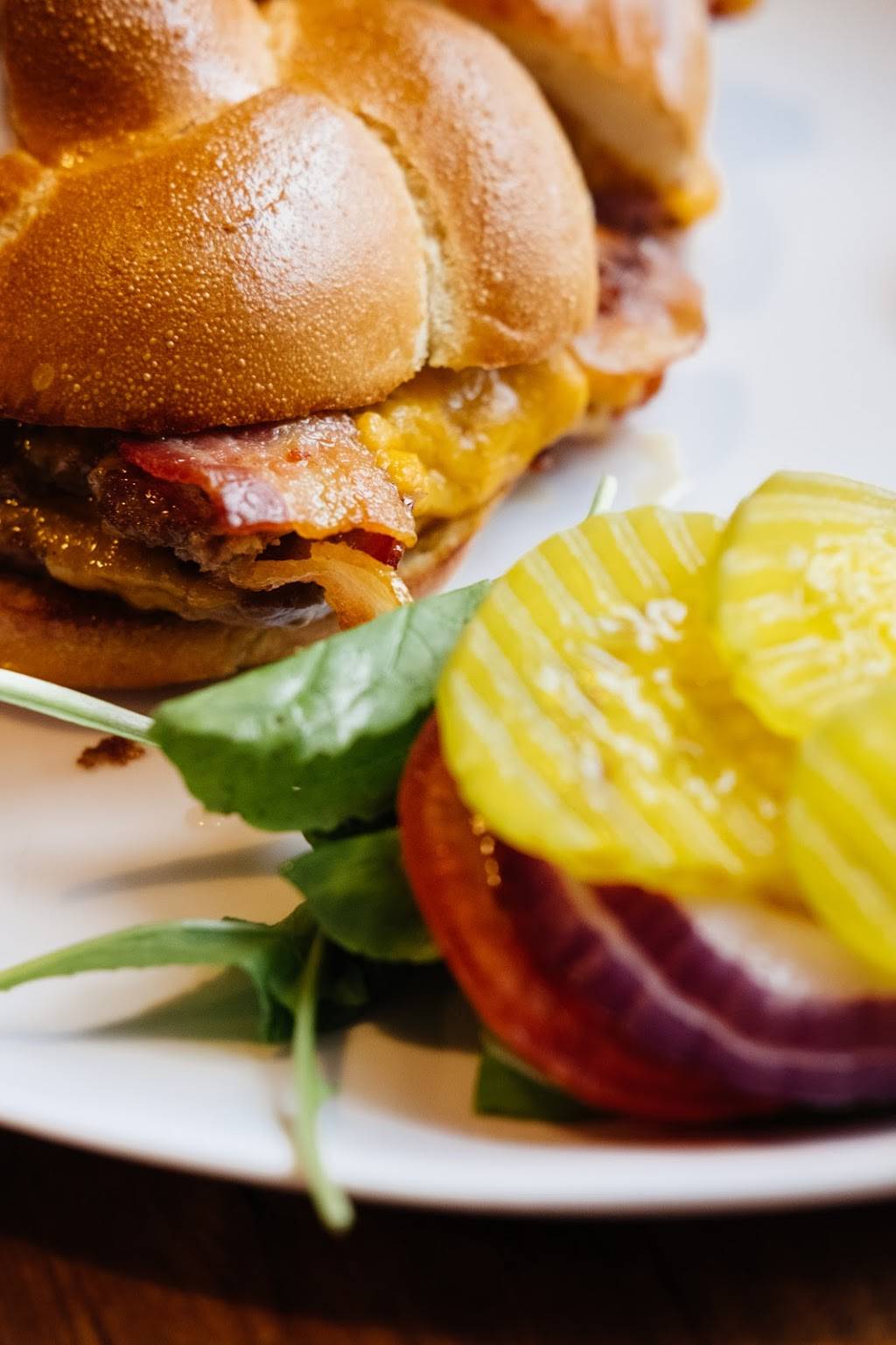 The Bistro at Lark & Owl | restaurant | 205 W 6th St Suite 101, Georgetown, TX 78626, USA | 5126775513 OR +1 512-677-5513