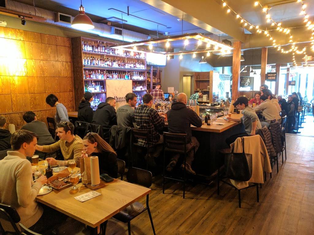 Durk's Bar•B•Q Restaurant 275 Thayer St, Providence, RI 02906, USA