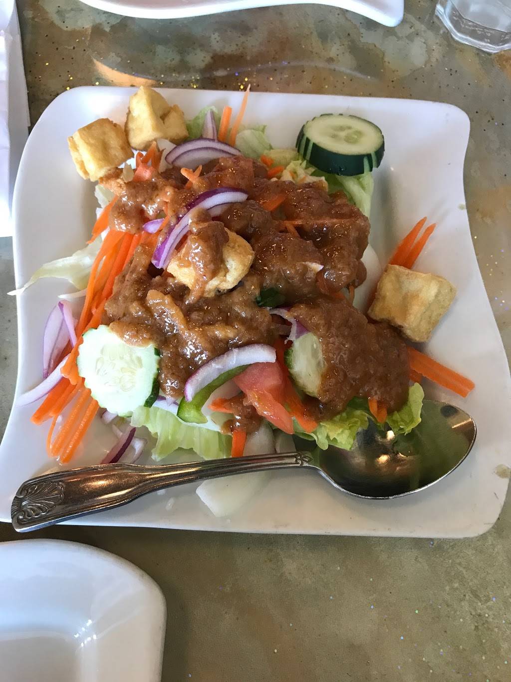 Pad Thai Restaurant | restaurant | 11199 Lee Highway. E, Fairfax, VA 22030, USA | 7035912525 OR +1 703-591-2525