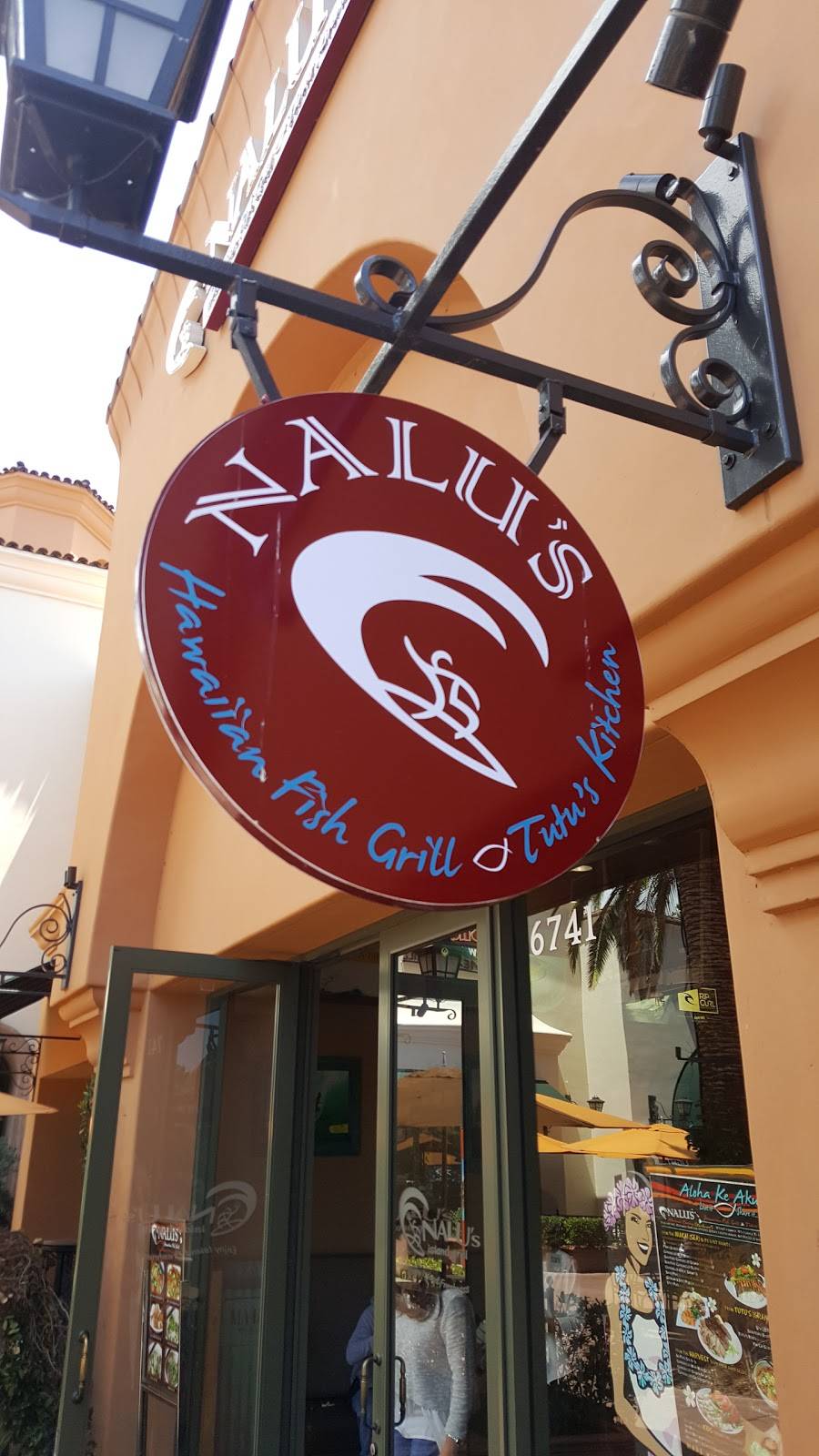 Nalu S Hawaiian Fish Grill Tutu S Kitchen Restaurant 6741 Quail Hill Pkwy Irvine Ca Usa