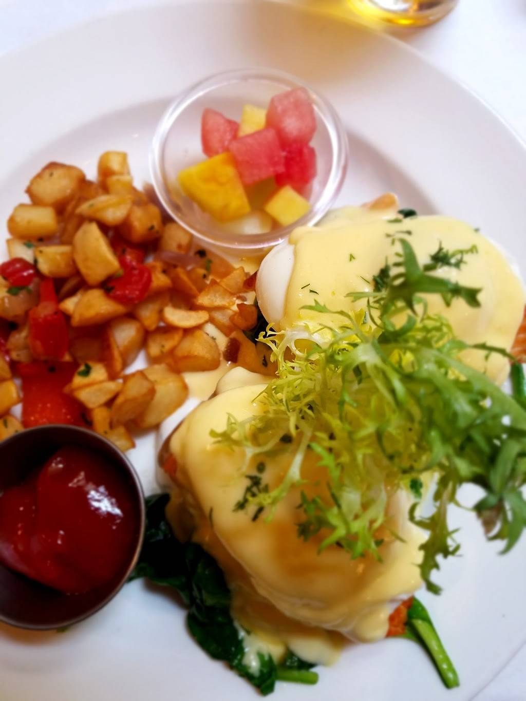 Cafe Deluxe | cafe | 3228 Wisconsin Ave NW, Washington, DC 20016, USA | 2026862233 OR +1 202-686-2233