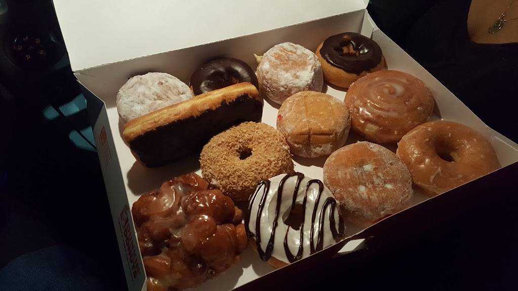 Dunkin | bakery | 4922 La Sierra Ave, Riverside, CA 92505, USA | 9517778377 OR +1 951-777-8377