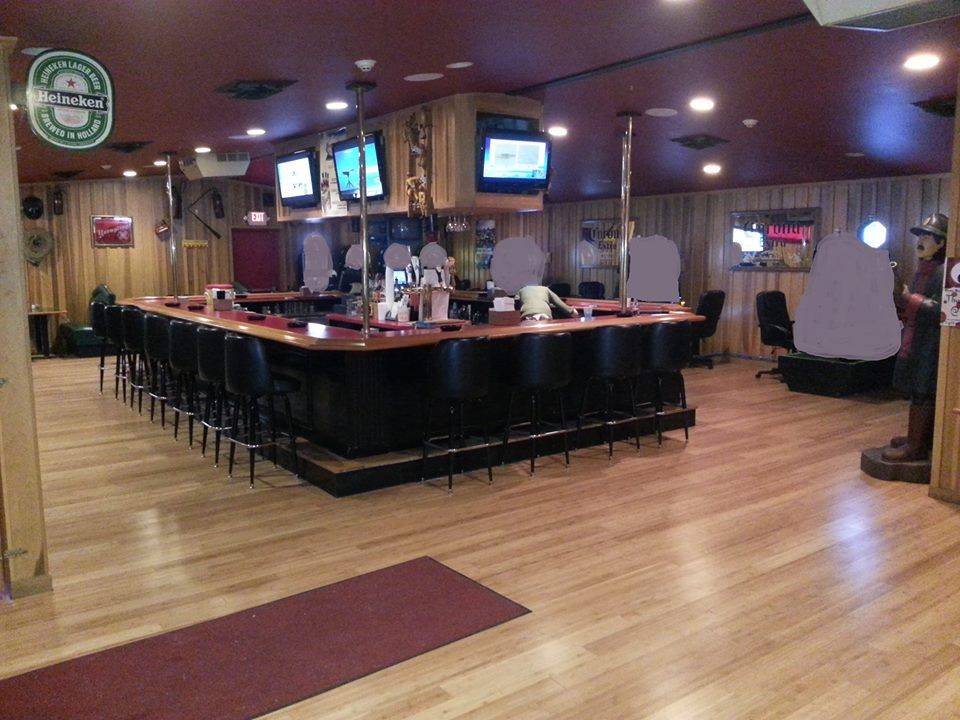 Ladder House Bar & Grill Inc | restaurant | 2209 Charles Town Rd, Martinsburg, WV 25405, USA | 3042672441 OR +1 304-267-2441
