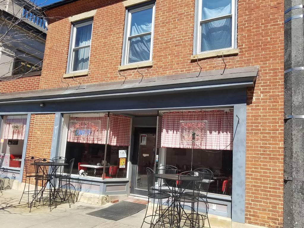 Newellstown Diner | restaurant | 145 W Main St, St Clairsville, OH 43950, USA | 7406951364 OR +1 740-695-1364