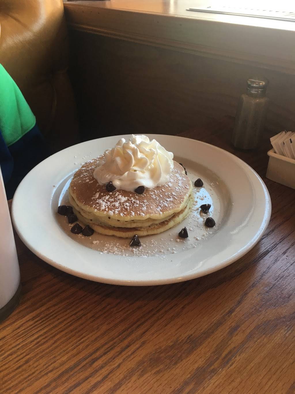 Compton's Pancake House - Restaurant | 110 Park Ave, Stroudsburg, PA ...