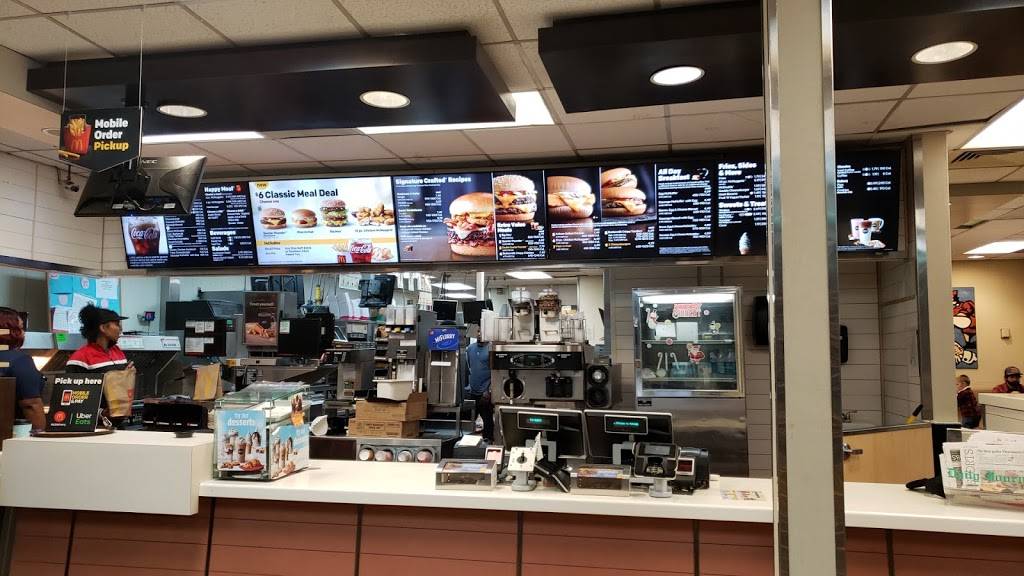McDonalds | cafe | 3835 N Gloster St, Tupelo, MS 38801, USA | 6626803600 OR +1 662-680-3600