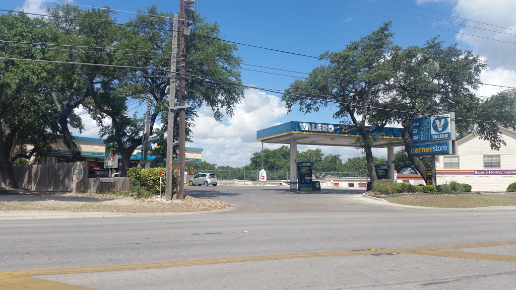 Circle K | meal takeaway | 9523 Fredericksburg Rd, San Antonio, TX 78240, USA | 2106906083 OR +1 210-690-6083