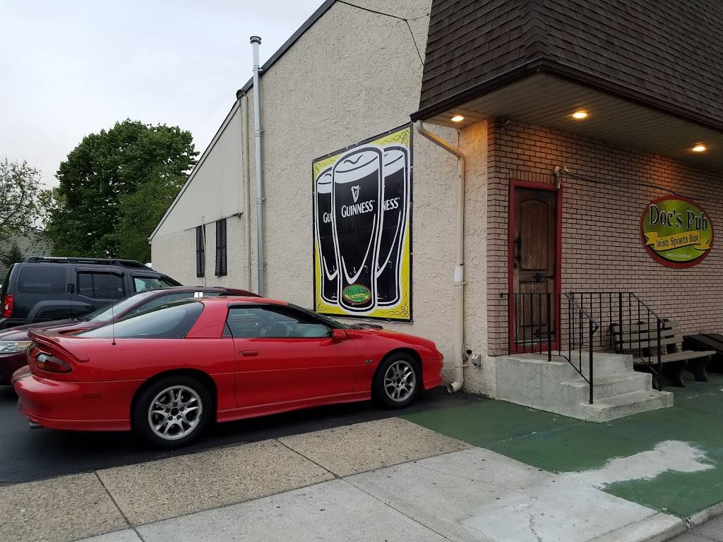 Docs Pub Irish Sports Bar | meal takeaway | 1914, 100 Jones St, Burlington, NJ 08016, USA | 6093869828 OR +1 609-386-9828