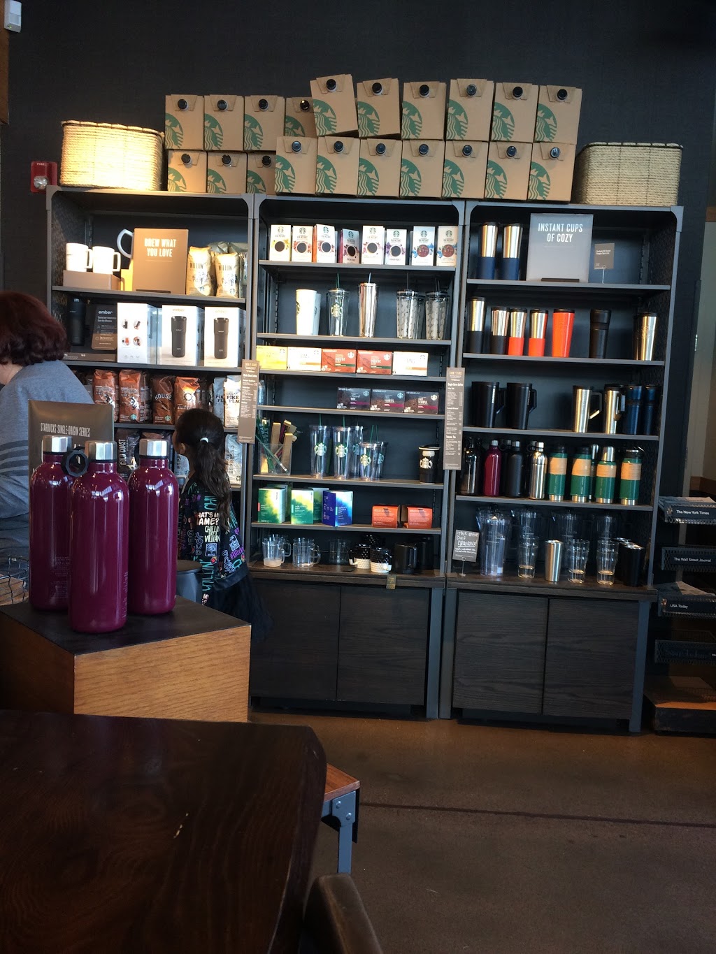 Starbucks | cafe | 4735 Sergeant Rd, Sioux City, IA 51106, USA | 7122746863 OR +1 712-274-6863