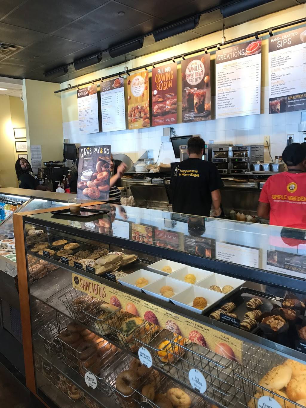 Einstein Bros. Bagels | cafe | 1825 Fountain Dr, Reston, VA 20190, USA | 7037870600 OR +1 703-787-0600