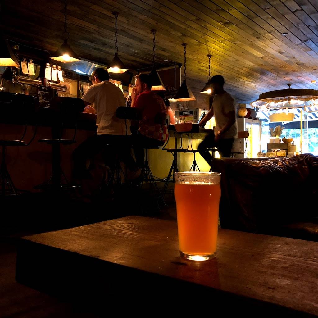 Alphabet City Beer Co. | restaurant | 96 Avenue C, New York, NY 10009, USA | 6464227103 OR +1 646-422-7103