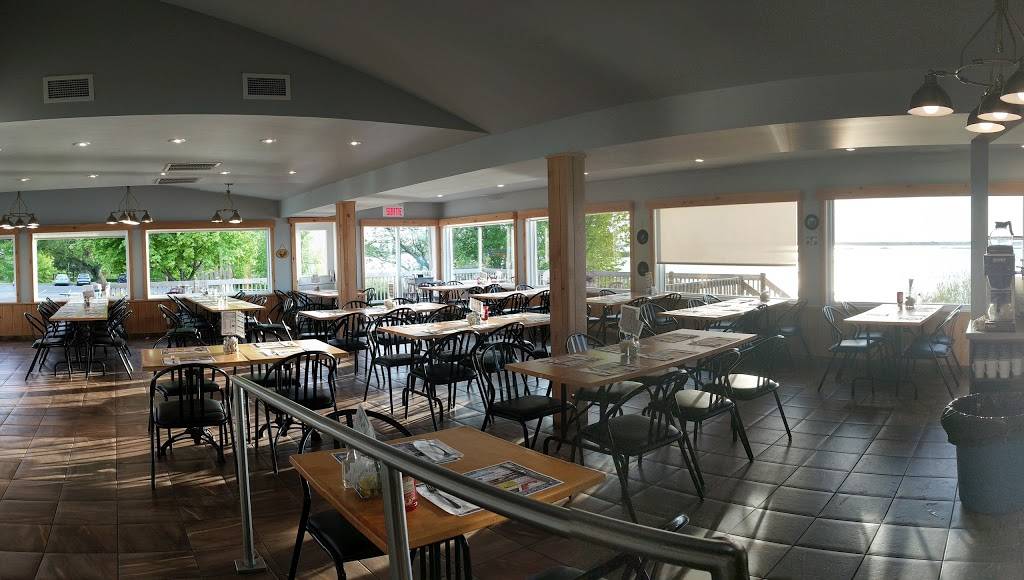 Restaurant Au Gueuleton 4320 QC132, Contrecoeur, QC J0L 1C0, Canada