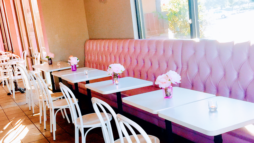 Vampire Penguin | cafe | 3620 N Freeway Blvd, Sacramento, CA 95834, USA | 9162855367 OR +1 916-285-5367