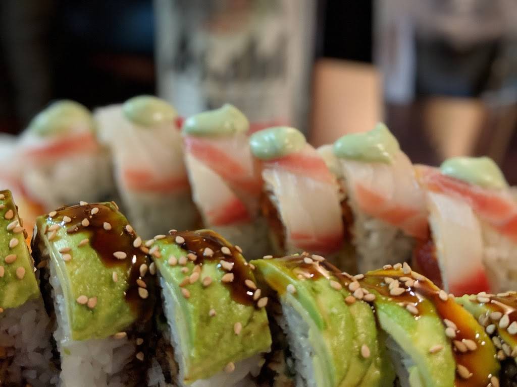 Yumis Sushi Bar | restaurant | 217 Water St, Excelsior, MN 55331, USA | 9524741720 OR +1 952-474-1720