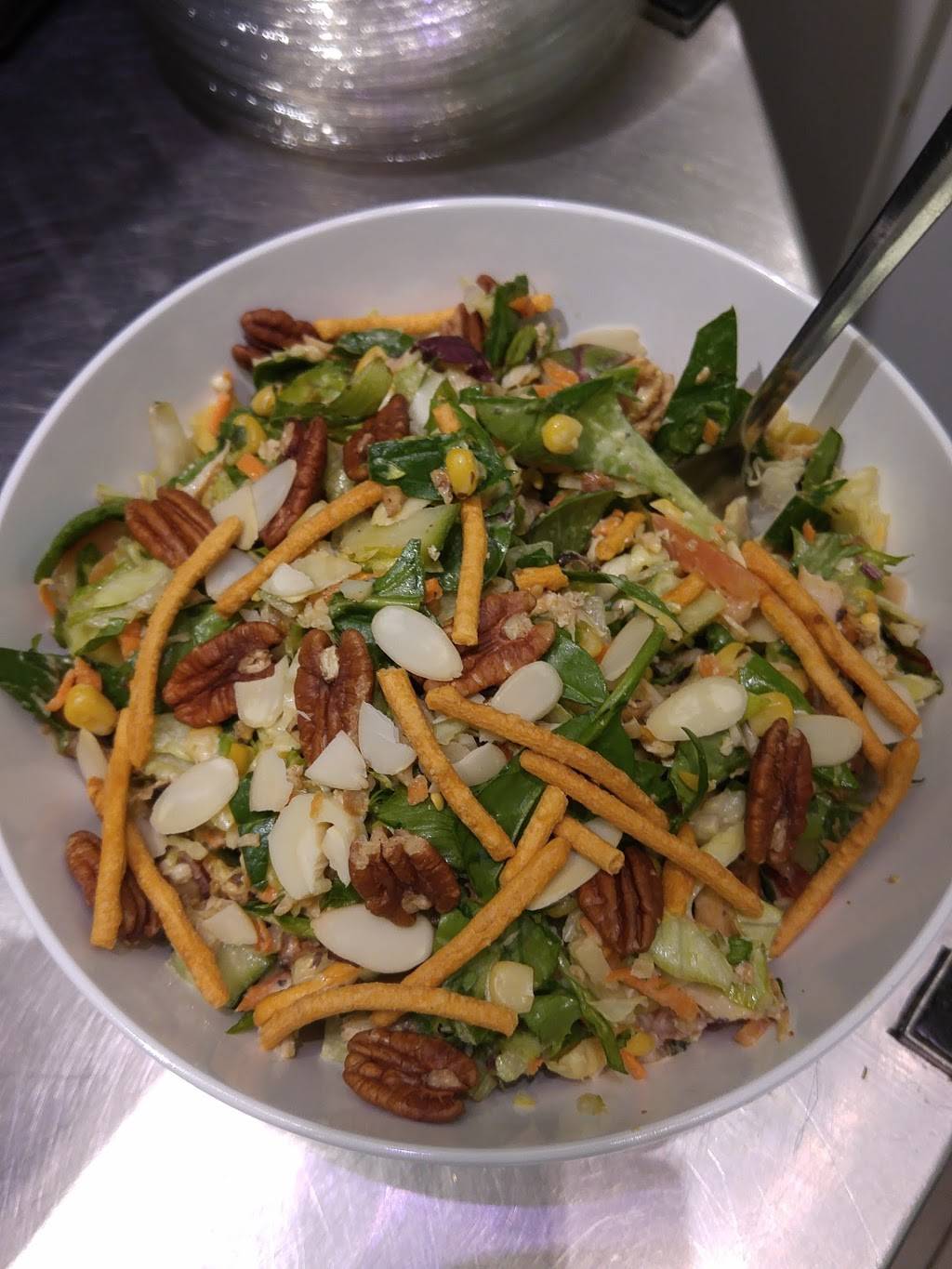 Chop Crazy | restaurant | 3035 Boulevard du Carrefour, Laval, QC H7T 1C8, Canada | 5149698602 OR +1 514-969-8602