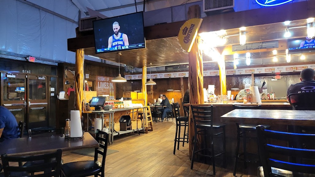 5 D GRILL & LOUNGE | restaurant | 2525 US-83, Carrizo Springs, TX 78834, USA | 8302190118 OR +1 830-219-0118