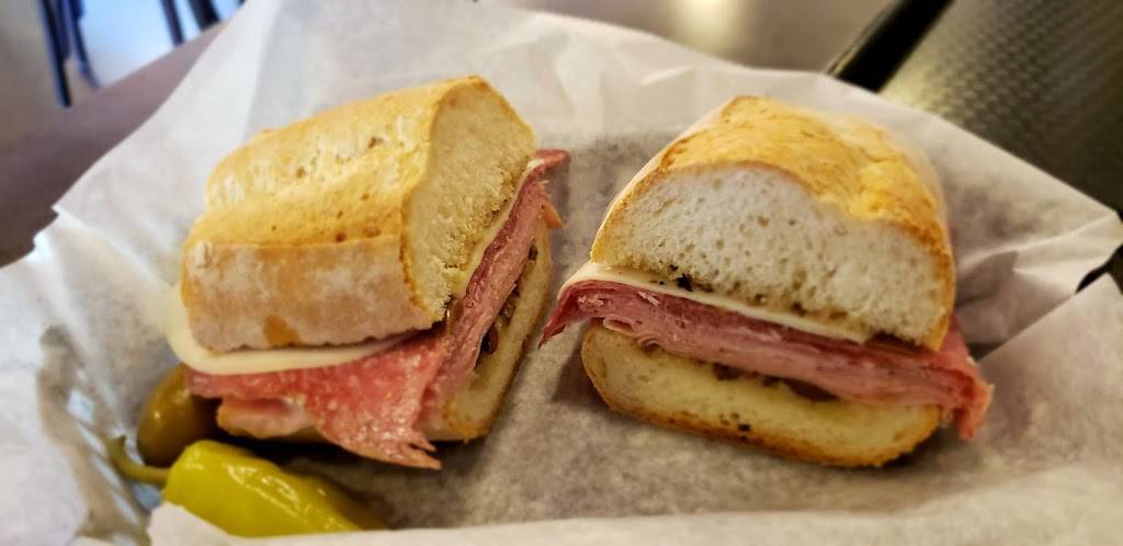 Ditullios Italian Market Cafe | cafe | 2207 E State St, Rockford, IL 61104, USA | 8153992080 OR +1 815-399-2080