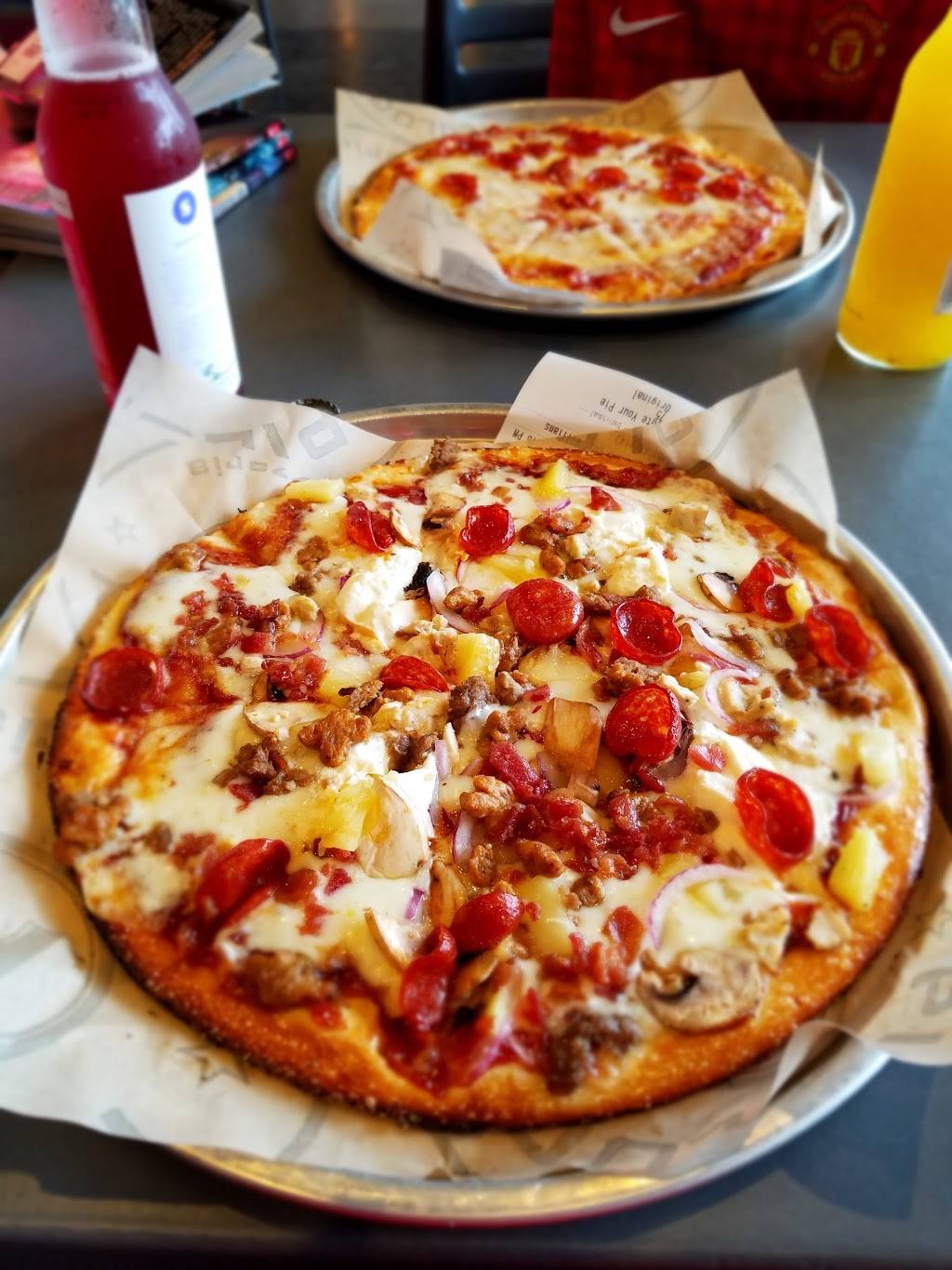 Pieology Pizzeria, St. Louis, MO 122 S County Center Way, St. Louis