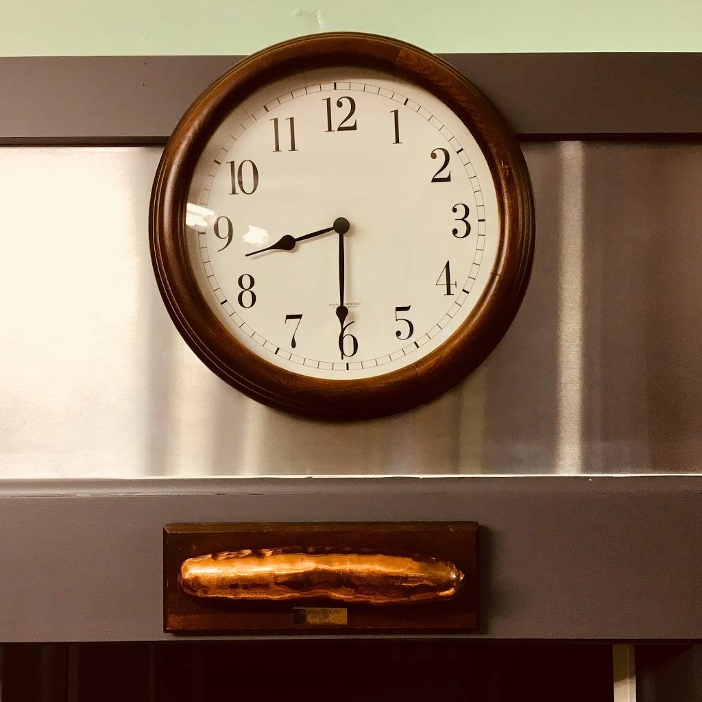 Berlew’s Hoagies | meal takeaway | 515 Main St, Moosic, PA 18507, USA | 5704517467 OR +1 570-451-7467