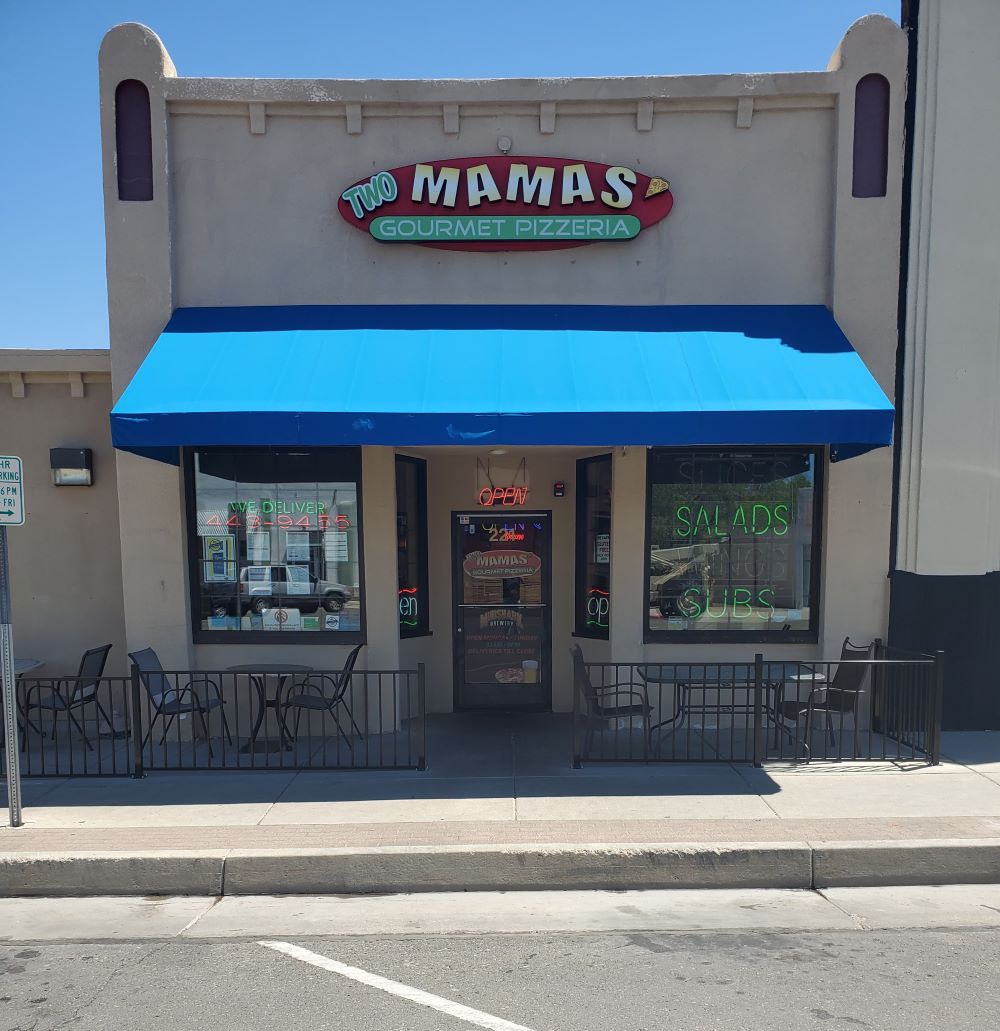 Two Mamas Gourmet Pizzeria | restaurant | 221 N Cortez St, Prescott, AZ 86301, USA | 9284439455 OR +1 928-443-9455