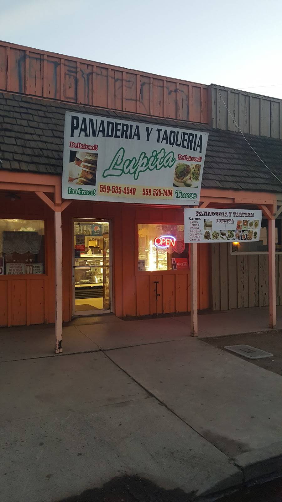 Panaderia y Taqueria Lupita | bakery | 23747 Ave 95, Terra Bella, CA 93270, USA | 5595357404 OR +1 559-535-7404