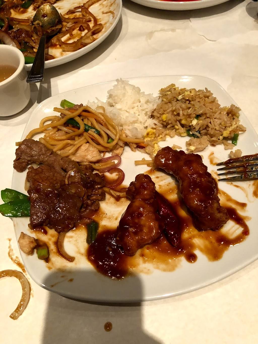 Lily Kai Chinese Cuisine - Restaurant | 3100 Lakeville Hwy H, Petaluma ...