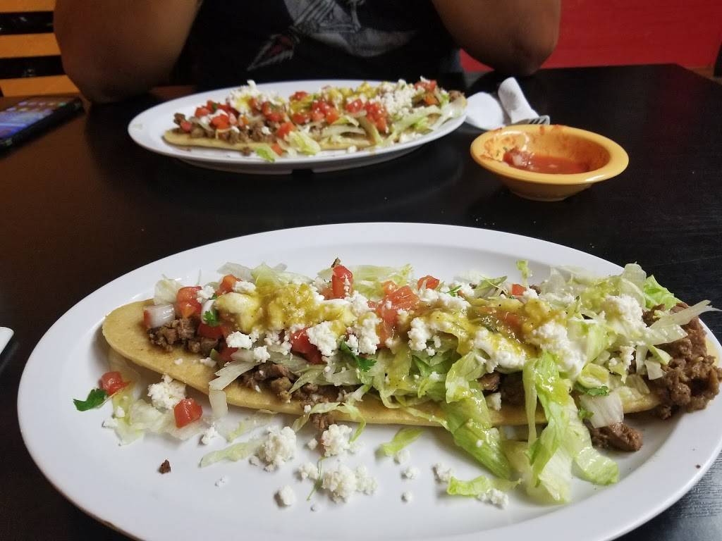 El Huarache Loco | restaurant | 1127 Main St, Delano, CA 93215, USA | 6617206170 OR +1 661-720-6170