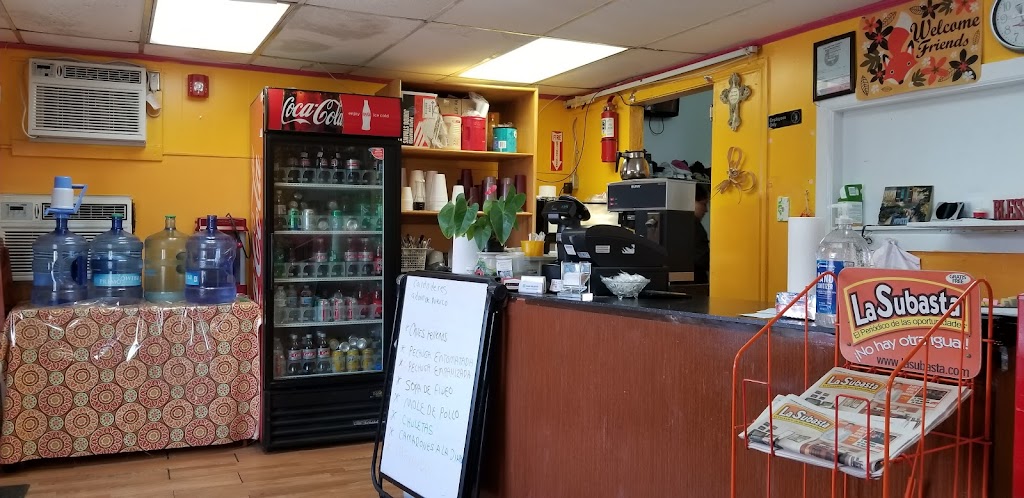 Primos Cafe | restaurant | 6701 Stewart Rd, Galveston, TX 77551, USA | 4097406888 OR +1 409-740-6888