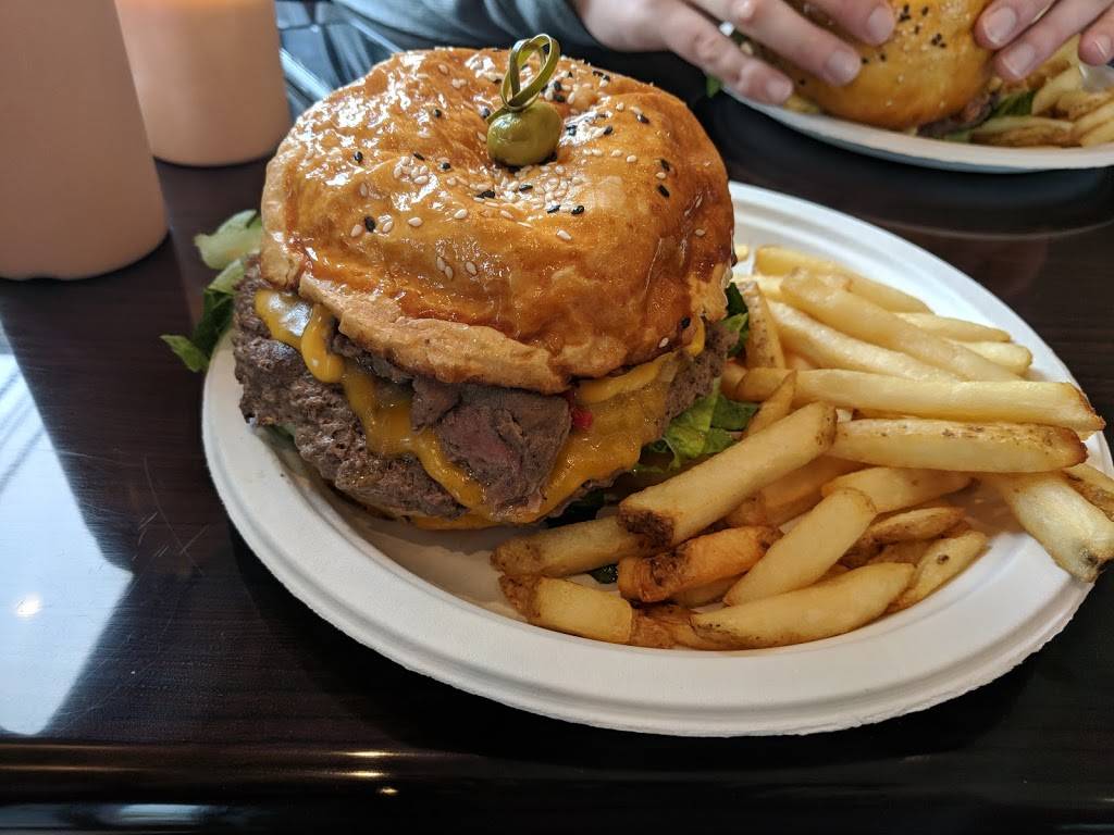 Nova Burger Grill and Cafe | restaurant | 45 Liberty St, Little Ferry, NJ 07643, USA | 2016416100 OR +1 201-641-6100