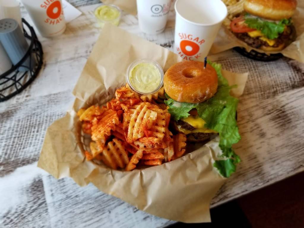 Luther Burger | bakery | 1931 Huguenot Rd, Bon Air, VA 23235, USA | 8044472664 OR +1 804-447-2664